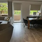 Geraeumige, Moderne 110 Qm Naehe Messe דירה