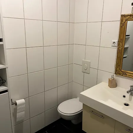 Geraeumige, Moderne 110 Qm Naehe Messe דירה אסן