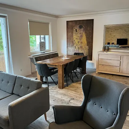 Apartment Geraeumige, Moderne 110 Qm Naehe Messe Essen